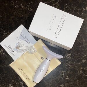 Bella White Skincare Tool